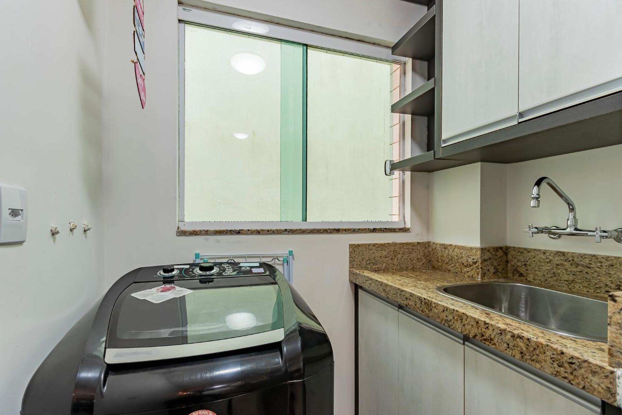 200m Da L Wi-fi L 4 Pessoas L Churrasqueira L Elevador 3º Andar L Cadeira De E Guarda Sol L Vaga Garagem Apartment *